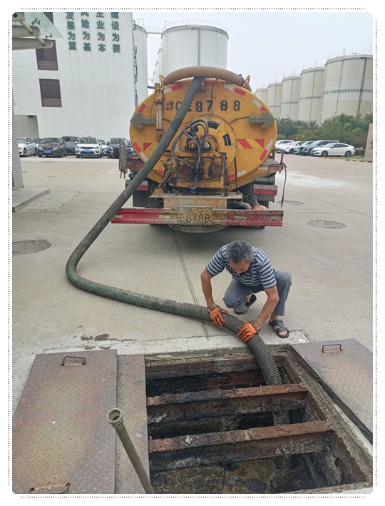 铁山隔油池清掏